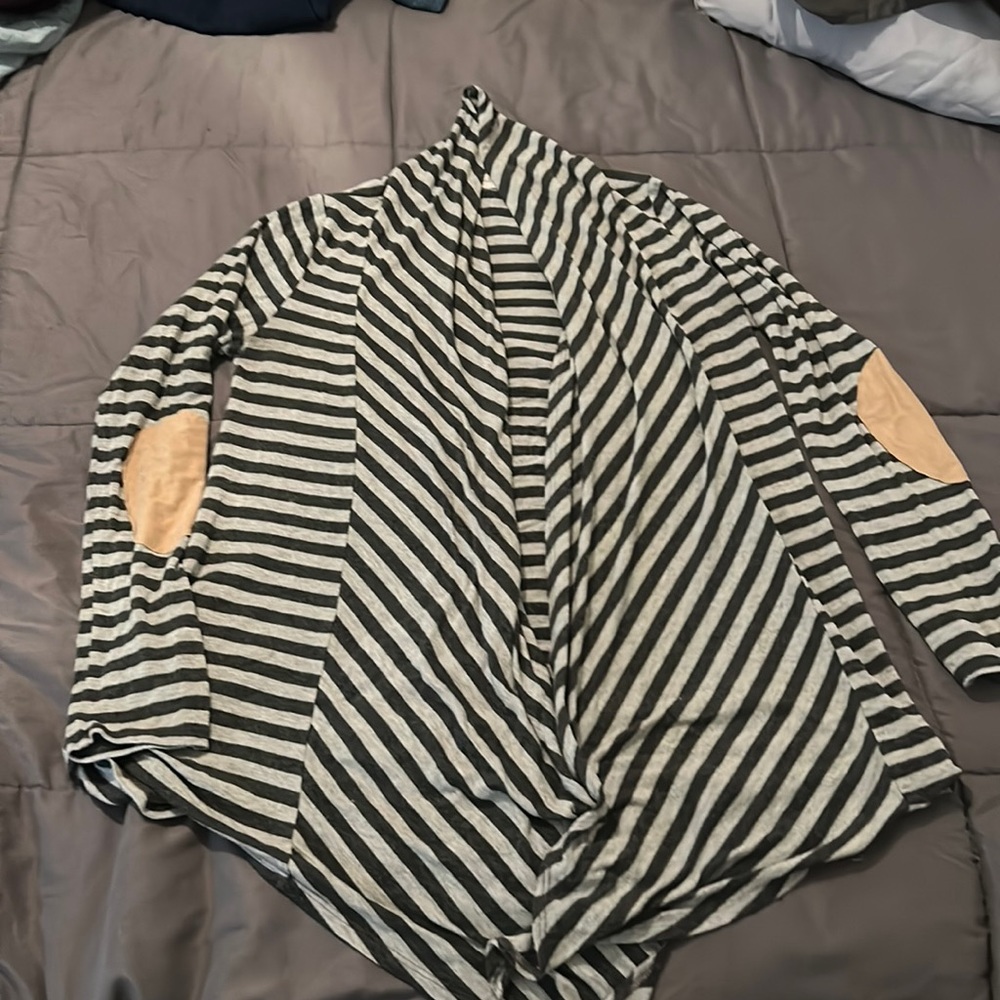 Lightweight Striped Cardigan Size Large